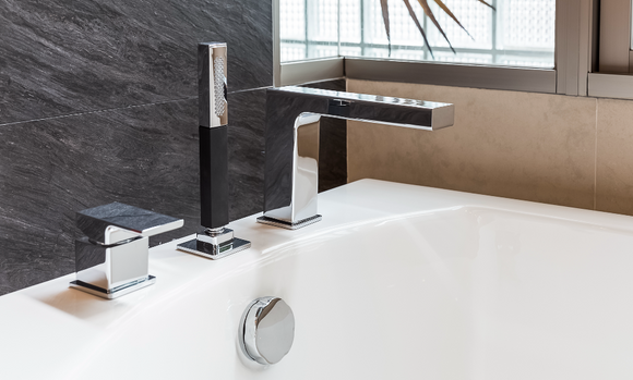 <p>Bad-Armaturen modernisieren und tauschen</p>